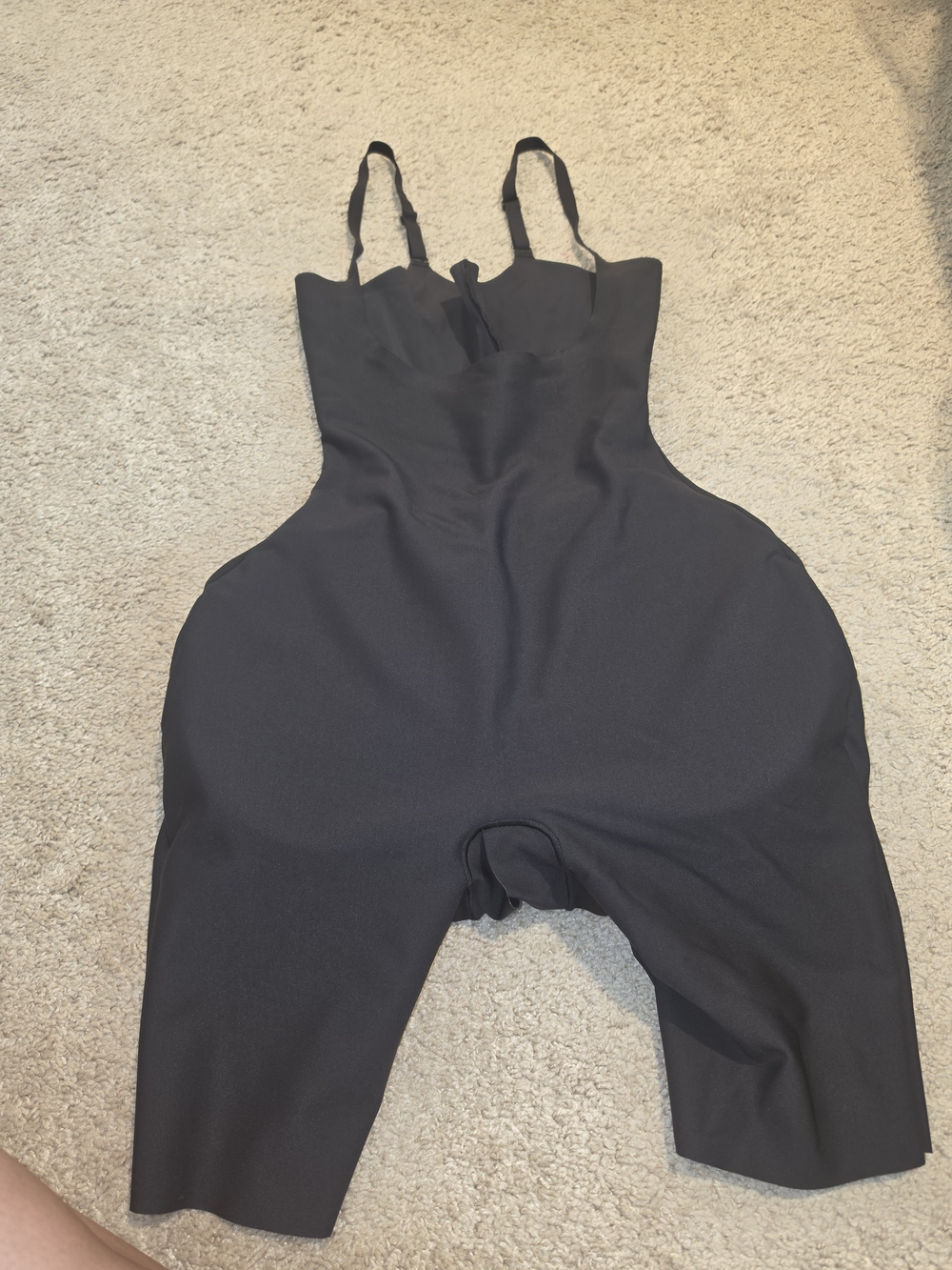 SKIMS Black Body Butt Enhancing Padded Open Bust Mid Thigh, *rare